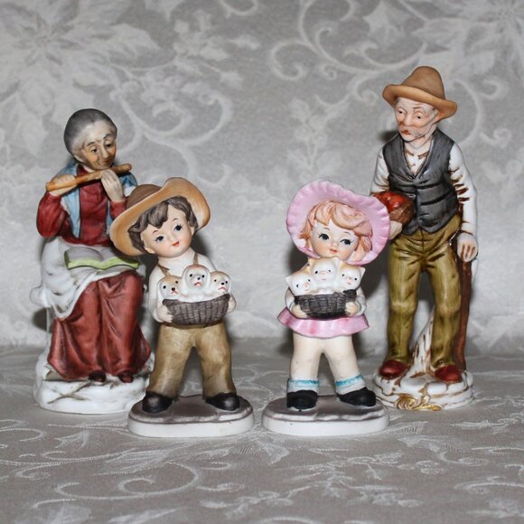 Vintage Bisque Figurine Girl With Kittens - Picture 3 of 12